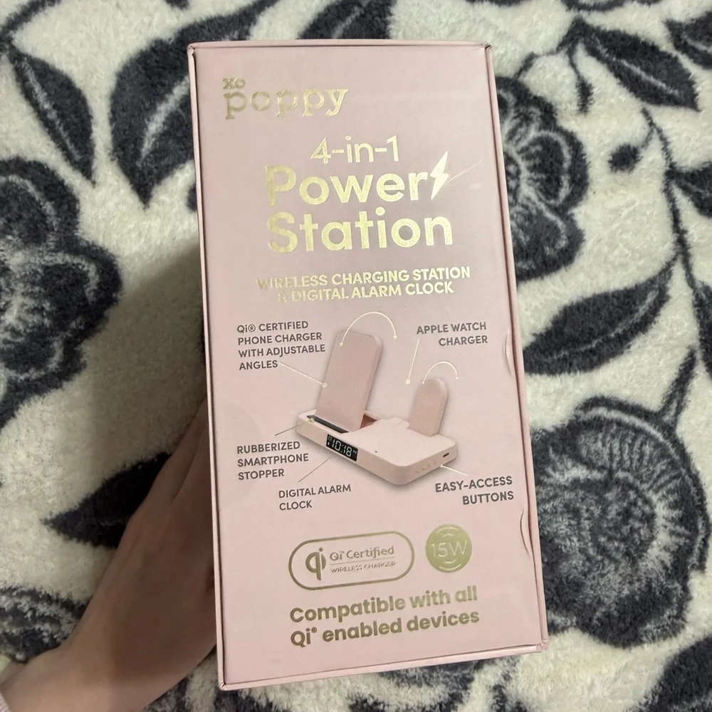 XO Poppy Pink 4-in-1 Power Station